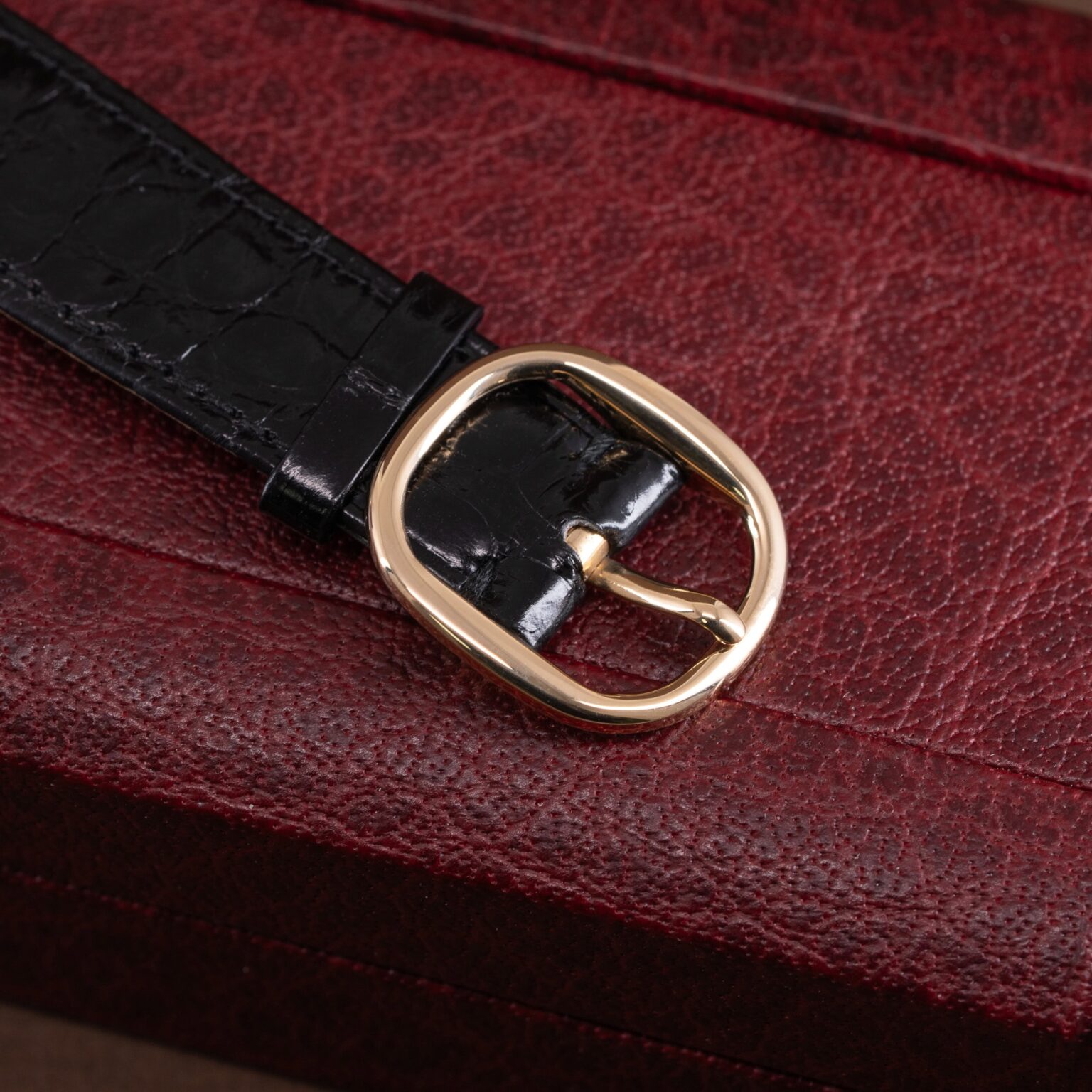 18k-Patek-Philippe-Ellipse-3848-1998-10