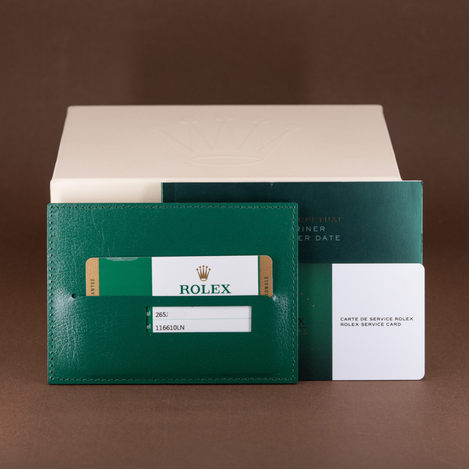 Rolex-Submariner-116610LN-2014