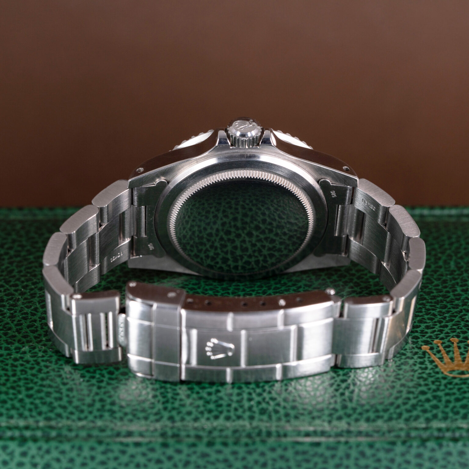 Rolex Submariner 5513 from 1990. Full-set with box and papers.