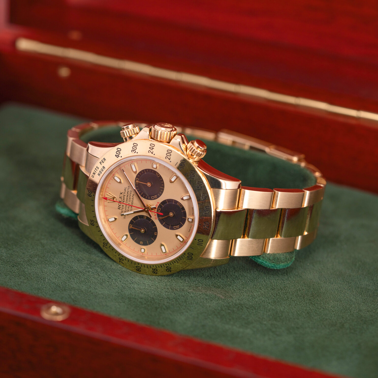 Extremely Rare 18k Rolex Cosmograph Daytona Paul Newman from 2001.