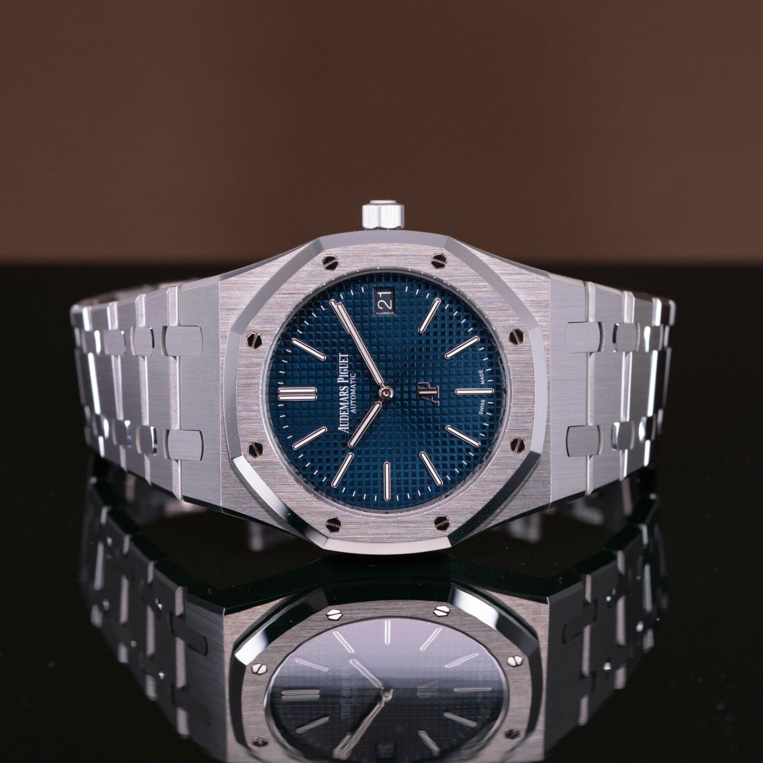 Audemars Piguet Royal Oak Extra Thin 39 ref. 15202ST from 2018.