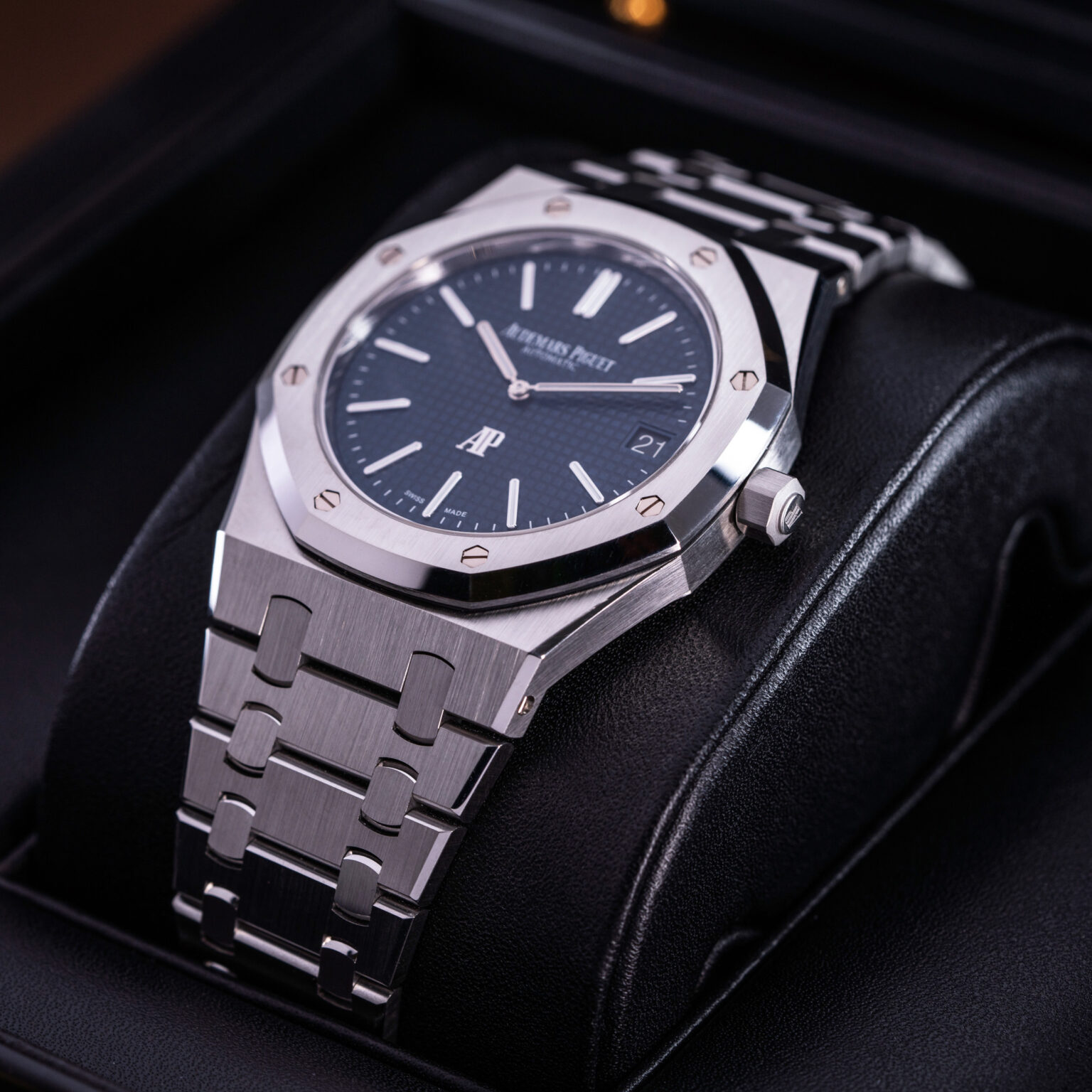 Audemars Piguet Royal Oak Extra Thin 39 ref. 15202ST from 2018.