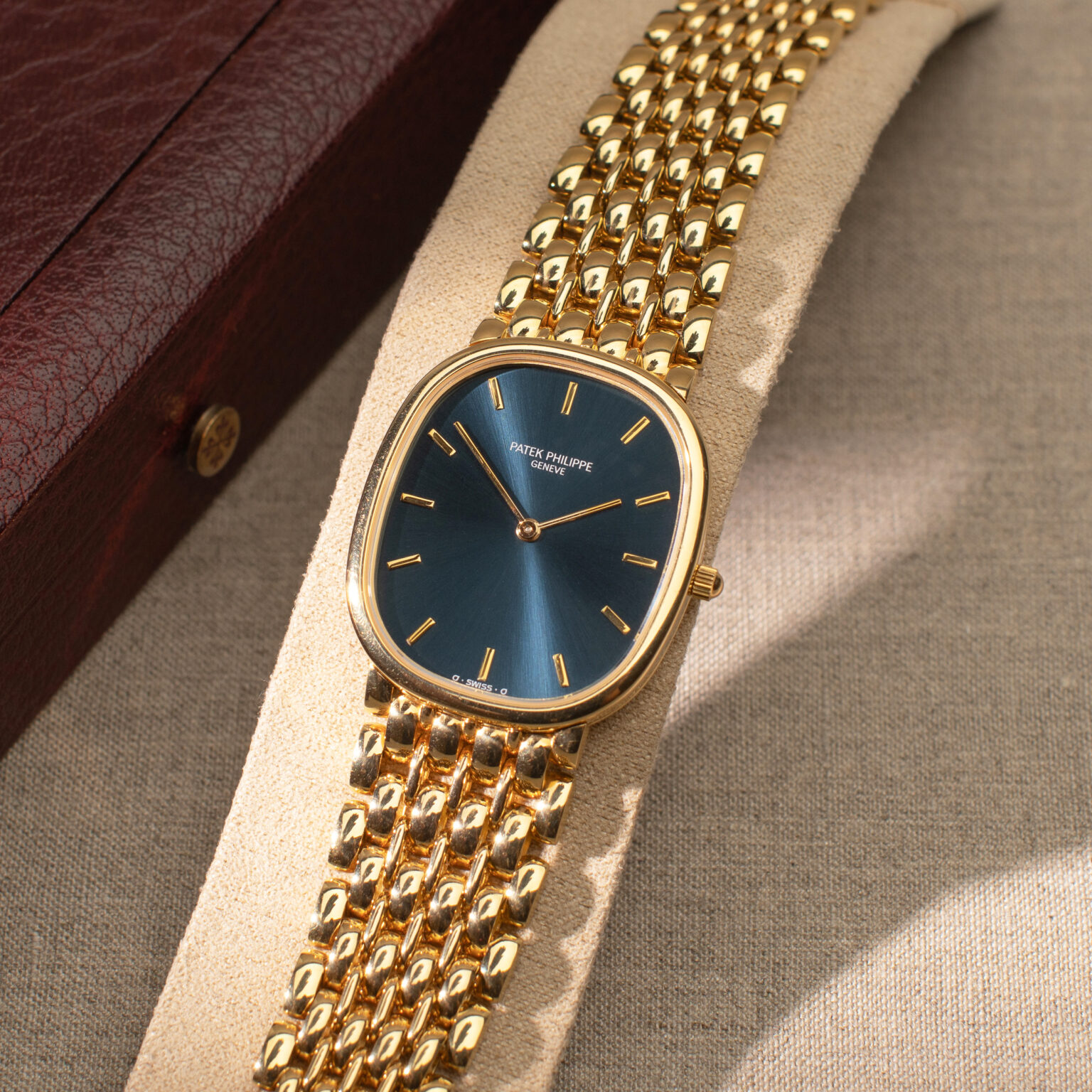 18k Patek Philippe Ellipse Jumbo ref. 3738/122 from 1998.