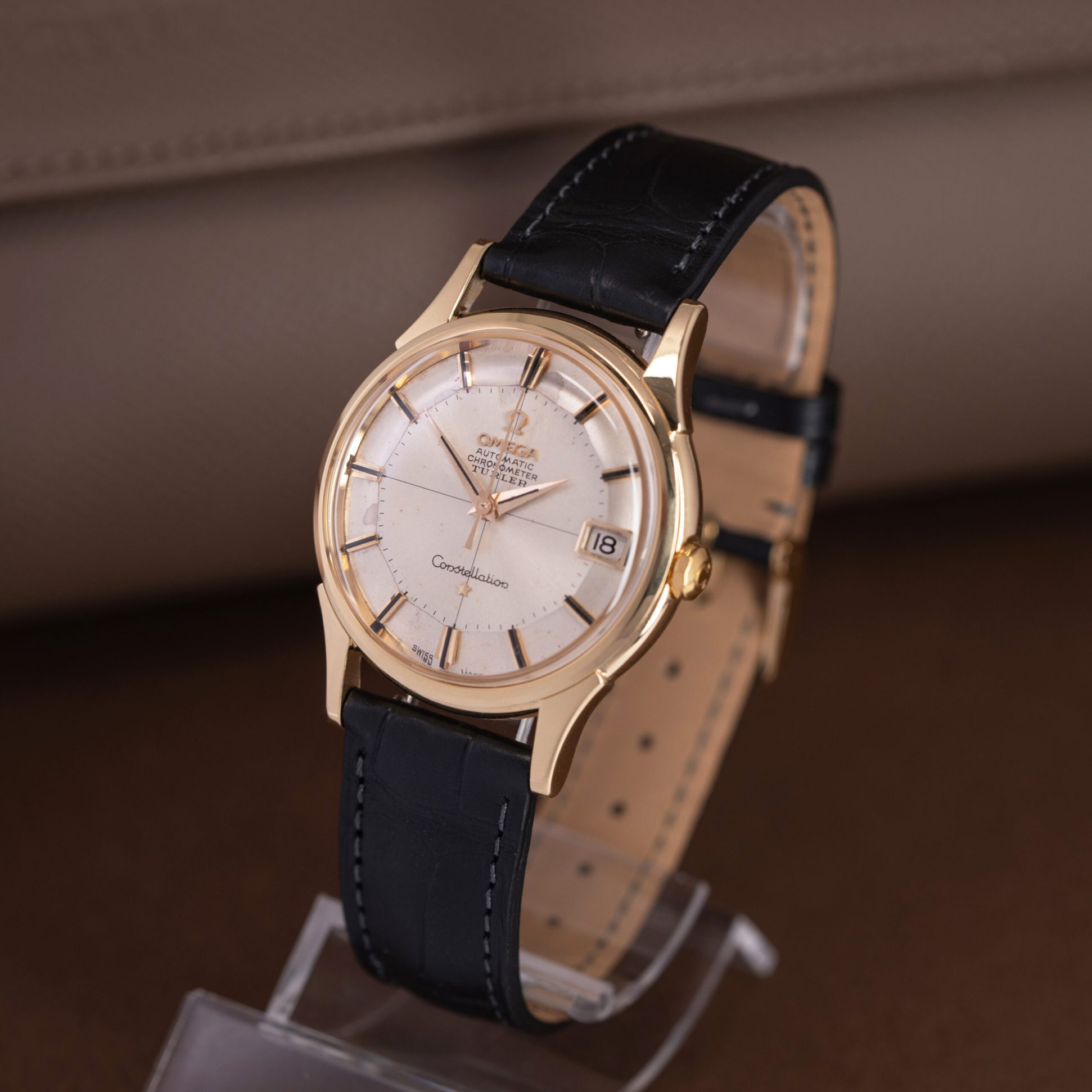 A Rare 18k Omega Constellation "Pie-Pan" Türler wristwatch from 1961.