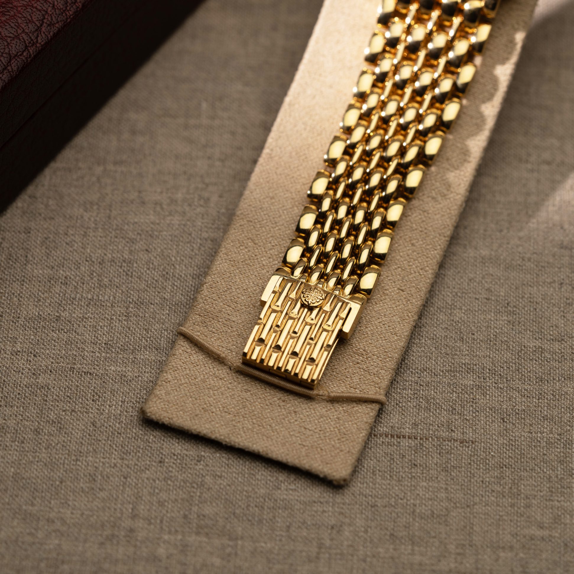 18k Patek Philippe Ellipse Jumbo ref. 3738/122 from 1998.