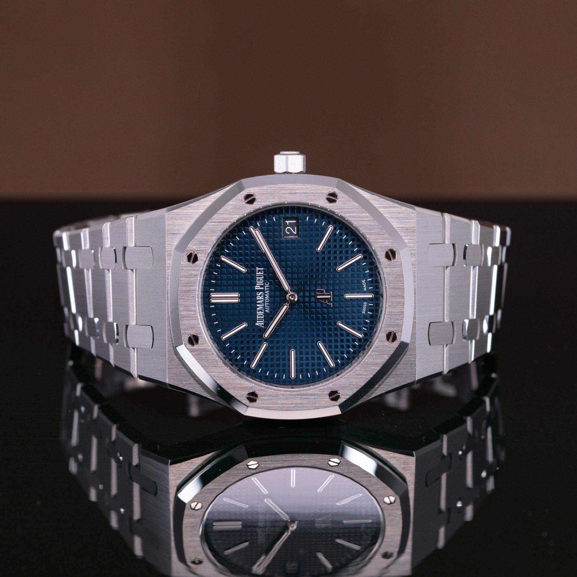 Audemars Piguet Royal Oak Extra Thin 39 ref. 15202ST from 2018.