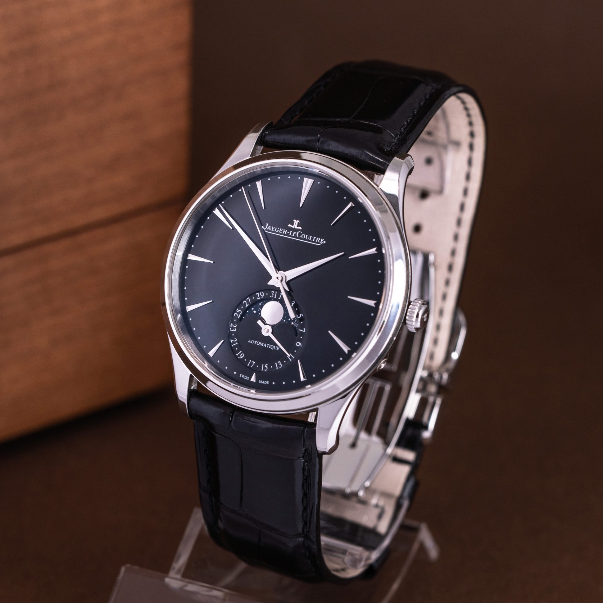 Jaeger-LeCoultre Master Ultrathin Moon ref. Q1368471 from 2021. Full set