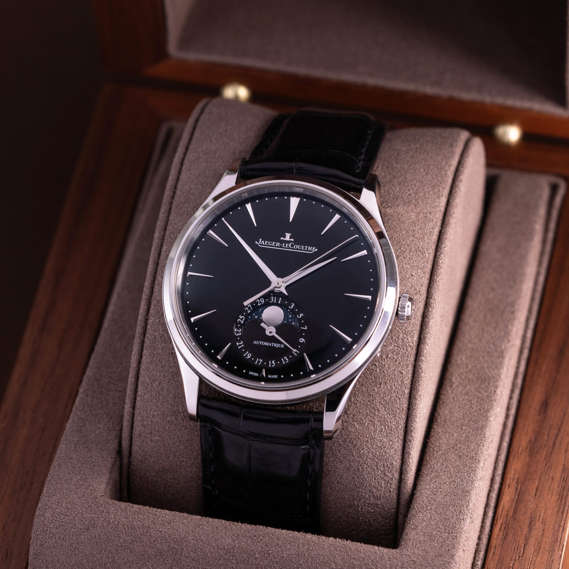 Jaeger-LeCoultre Master Ultrathin Moon ref. Q1368471 from 2021. Full set