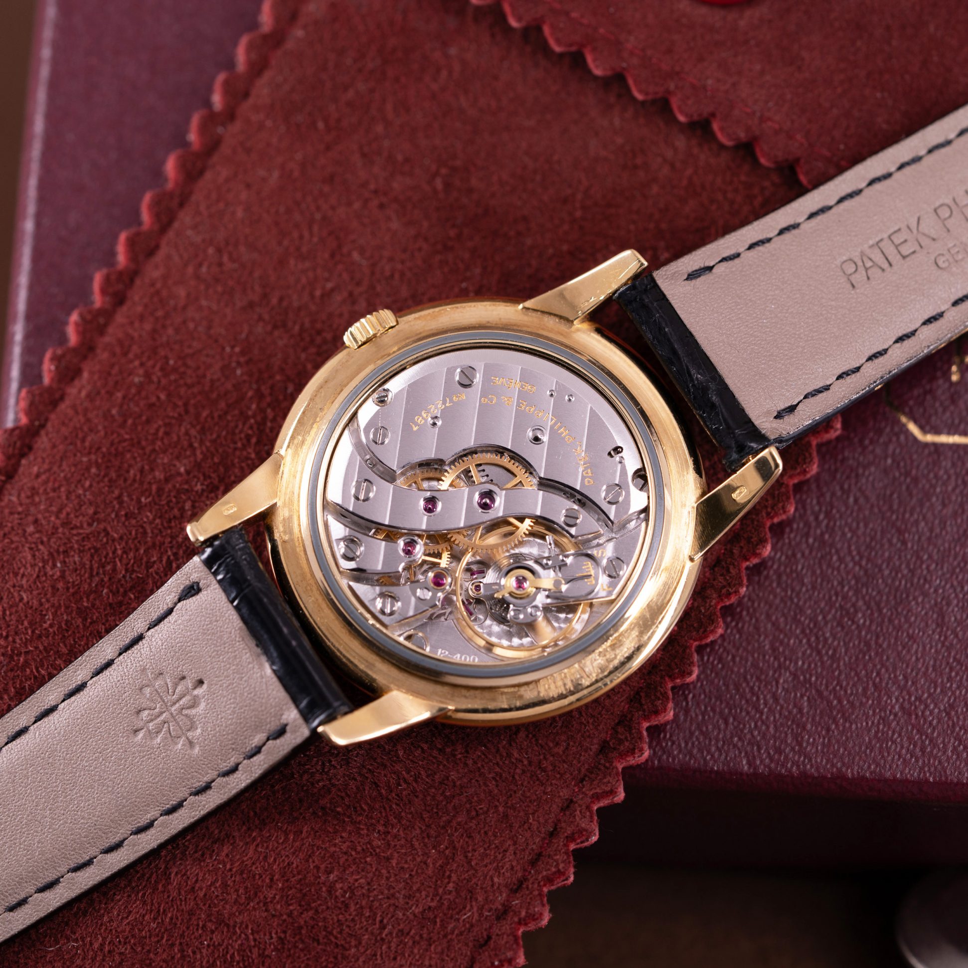 A rare Patek Philippe Calatrava ref. 2525 from 1954.